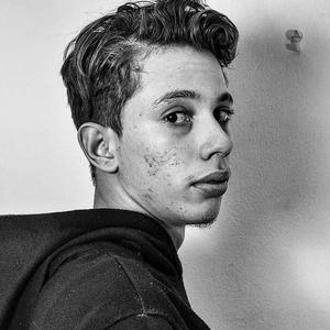 John Edrwxen资料,John Edrwxen最新歌曲,John EdrwxenMV视频,John Edrwxen音乐专辑,John Edrwxen好听的歌