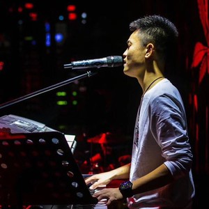 梁吉鑫资料,梁吉鑫最新歌曲,梁吉鑫MV视频,梁吉鑫音乐专辑,梁吉鑫好听的歌