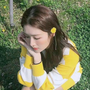 卷耳°资料,卷耳°最新歌曲,卷耳°MV视频,卷耳°音乐专辑,卷耳°好听的歌