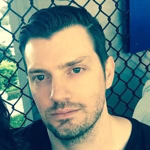 Nicholas Bennison资料,Nicholas Bennison最新歌曲,Nicholas BennisonMV视频,Nicholas Bennison音乐专辑,Nicholas Bennison好听的歌