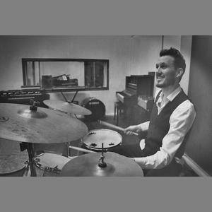 Elliott Wheeler资料,Elliott Wheeler最新歌曲,Elliott WheelerMV视频,Elliott Wheeler音乐专辑,Elliott Wheeler好听的歌