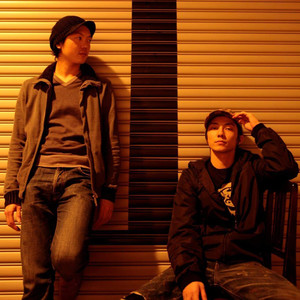 Roundsville资料,Roundsville最新歌曲,RoundsvilleMV视频,Roundsville音乐专辑,Roundsville好听的歌