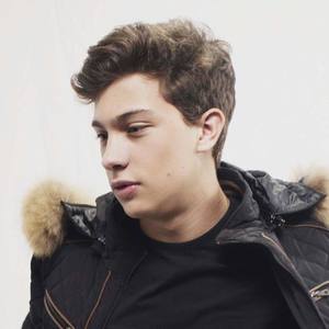 Davi Hemann资料,Davi Hemann最新歌曲,Davi HemannMV视频,Davi Hemann音乐专辑,Davi Hemann好听的歌