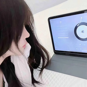 黄老师资料,黄老师最新歌曲,黄老师MV视频,黄老师音乐专辑,黄老师好听的歌