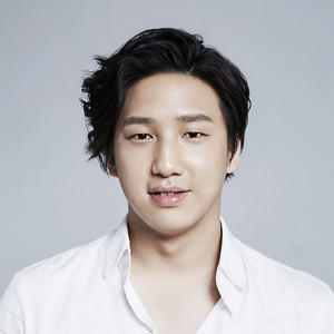 이동신 (李东新)资料,이동신 (李东新)最新歌曲,이동신 (李东新)MV视频,이동신 (李东新)音乐专辑,이동신 (李东新)好听的歌