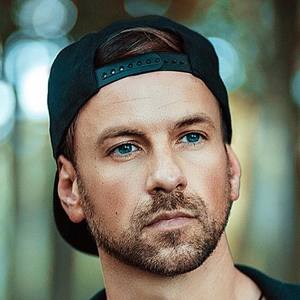 Joel Brandenstein资料,Joel Brandenstein最新歌曲,Joel BrandensteinMV视频,Joel Brandenstein音乐专辑,Joel Brandenstein好听的歌