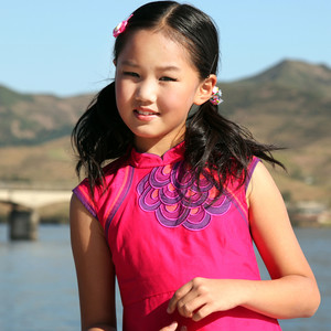 罗冰资料,罗冰最新歌曲,罗冰MV视频,罗冰音乐专辑,罗冰好听的歌