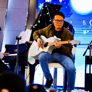 强震组合资料,强震组合最新歌曲,强震组合MV视频,强震组合音乐专辑,强震组合好听的歌