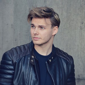 Griffin Stoller资料,Griffin Stoller最新歌曲,Griffin StollerMV视频,Griffin Stoller音乐专辑,Griffin Stoller好听的歌