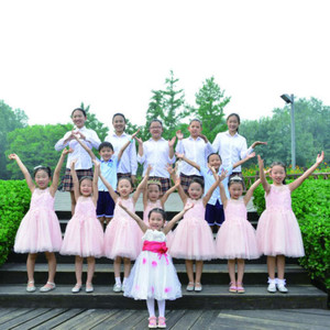 哆咪哆发童声合唱团资料,哆咪哆发童声合唱团最新歌曲,哆咪哆发童声合唱团MV视频,哆咪哆发童声合唱团音乐专辑,哆咪哆发童声合唱团好听的歌