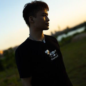 赵千喻资料,赵千喻最新歌曲,赵千喻MV视频,赵千喻音乐专辑,赵千喻好听的歌