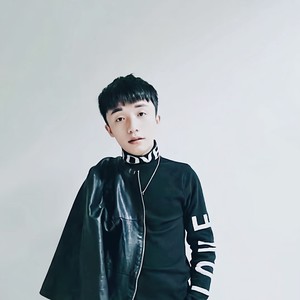 杨小许资料,杨小许最新歌曲,杨小许MV视频,杨小许音乐专辑,杨小许好听的歌
