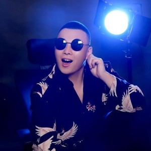 李奕然资料,李奕然最新歌曲,李奕然MV视频,李奕然音乐专辑,李奕然好听的歌