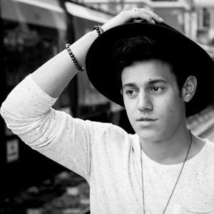 Jaron Strom资料,Jaron Strom最新歌曲,Jaron StromMV视频,Jaron Strom音乐专辑,Jaron Strom好听的歌