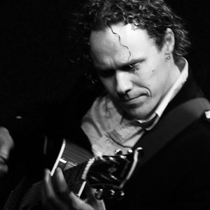 Daniel Cavanagh资料,Daniel Cavanagh最新歌曲,Daniel CavanaghMV视频,Daniel Cavanagh音乐专辑,Daniel Cavanagh好听的歌