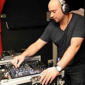 Sylk Poletti资料,Sylk Poletti最新歌曲,Sylk PolettiMV视频,Sylk Poletti音乐专辑,Sylk Poletti好听的歌