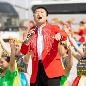 王世超资料,王世超最新歌曲,王世超MV视频,王世超音乐专辑,王世超好听的歌