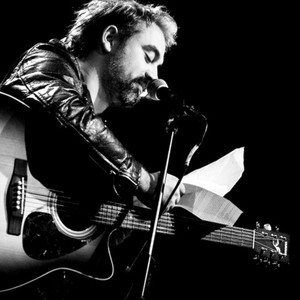 Alessandro Fiori资料,Alessandro Fiori最新歌曲,Alessandro FioriMV视频,Alessandro Fiori音乐专辑,Alessandro Fiori好听的歌