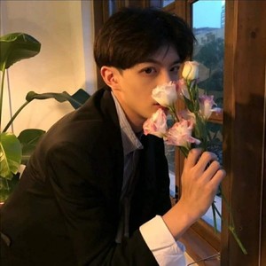 知湫资料,知湫最新歌曲,知湫MV视频,知湫音乐专辑,知湫好听的歌