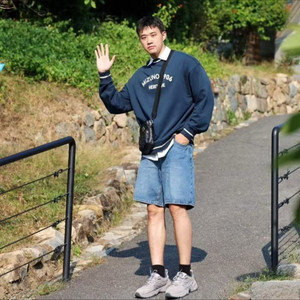 C罗资料,C罗最新歌曲,C罗MV视频,C罗音乐专辑,C罗好听的歌