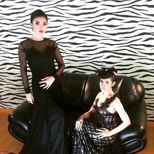 Duo Anggrek资料,Duo Anggrek最新歌曲,Duo AnggrekMV视频,Duo Anggrek音乐专辑,Duo Anggrek好听的歌