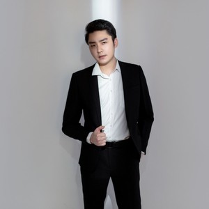 大镇资料,大镇最新歌曲,大镇MV视频,大镇音乐专辑,大镇好听的歌