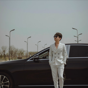 周辉资料,周辉最新歌曲,周辉MV视频,周辉音乐专辑,周辉好听的歌