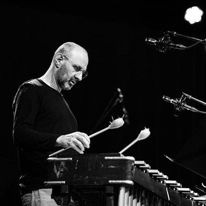 Jorge Rossy资料,Jorge Rossy最新歌曲,Jorge RossyMV视频,Jorge Rossy音乐专辑,Jorge Rossy好听的歌
