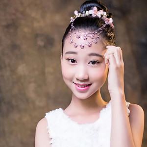 许悦莎资料,许悦莎最新歌曲,许悦莎MV视频,许悦莎音乐专辑,许悦莎好听的歌