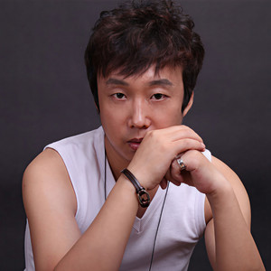 郑晓飞资料,郑晓飞最新歌曲,郑晓飞MV视频,郑晓飞音乐专辑,郑晓飞好听的歌