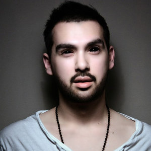 Louie Fresco资料,Louie Fresco最新歌曲,Louie FrescoMV视频,Louie Fresco音乐专辑,Louie Fresco好听的歌