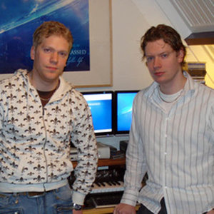 Easily Embarrassed资料,Easily Embarrassed最新歌曲,Easily EmbarrassedMV视频,Easily Embarrassed音乐专辑,Easily Embarrassed好听的歌