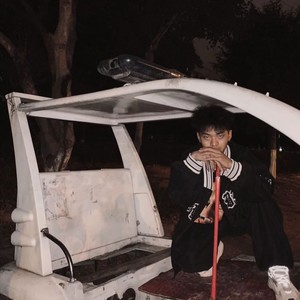 垃圾桶资料,垃圾桶最新歌曲,垃圾桶MV视频,垃圾桶音乐专辑,垃圾桶好听的歌