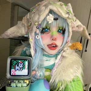 花本育资料,花本育最新歌曲,花本育MV视频,花本育音乐专辑,花本育好听的歌