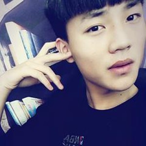 依旧香随资料,依旧香随最新歌曲,依旧香随MV视频,依旧香随音乐专辑,依旧香随好听的歌