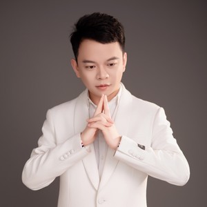 黄缤资料,黄缤最新歌曲,黄缤MV视频,黄缤音乐专辑,黄缤好听的歌