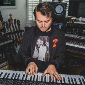 Scott Chesak资料,Scott Chesak最新歌曲,Scott ChesakMV视频,Scott Chesak音乐专辑,Scott Chesak好听的歌