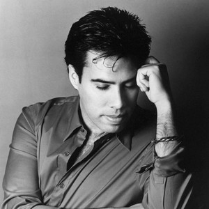 Freddie Ravel资料,Freddie Ravel最新歌曲,Freddie RavelMV视频,Freddie Ravel音乐专辑,Freddie Ravel好听的歌