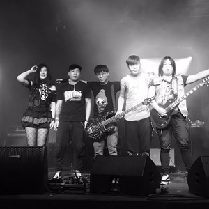 无引力乐队资料,无引力乐队最新歌曲,无引力乐队MV视频,无引力乐队音乐专辑,无引力乐队好听的歌