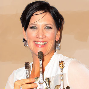 Sara Storer资料,Sara Storer最新歌曲,Sara StorerMV视频,Sara Storer音乐专辑,Sara Storer好听的歌