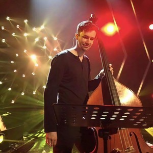 Ryan Bradetich资料,Ryan Bradetich最新歌曲,Ryan BradetichMV视频,Ryan Bradetich音乐专辑,Ryan Bradetich好听的歌