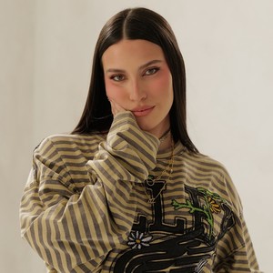 Zhamira Zambrano资料,Zhamira Zambrano最新歌曲,Zhamira ZambranoMV视频,Zhamira Zambrano音乐专辑,Zhamira Zambrano好听的歌