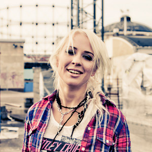 Backstabber(Japanese Bonus Track)