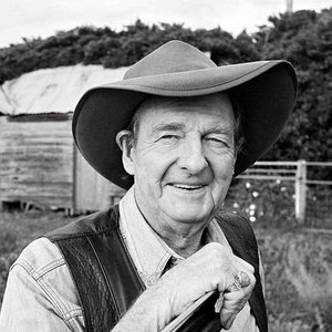 Slim Dusty