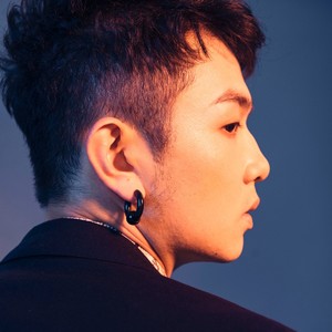 颜人中资料,颜人中最新歌曲,颜人中MV视频,颜人中音乐专辑,颜人中好听的歌