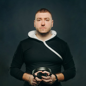 Michael Roman资料,Michael Roman最新歌曲,Michael RomanMV视频,Michael Roman音乐专辑,Michael Roman好听的歌
