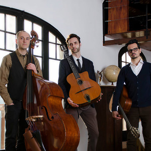 Biel Ballester Trio资料,Biel Ballester Trio最新歌曲,Biel Ballester TrioMV视频,Biel Ballester Trio音乐专辑,Biel Ballester Trio好听的歌