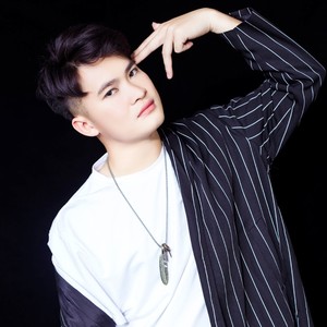 杨海龙资料,杨海龙最新歌曲,杨海龙MV视频,杨海龙音乐专辑,杨海龙好听的歌