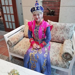 丝雨资料,丝雨最新歌曲,丝雨MV视频,丝雨音乐专辑,丝雨好听的歌