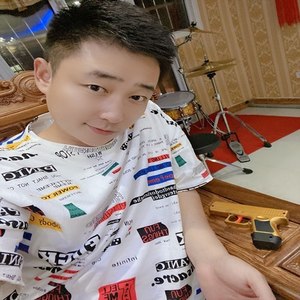 贾天资料,贾天最新歌曲,贾天MV视频,贾天音乐专辑,贾天好听的歌